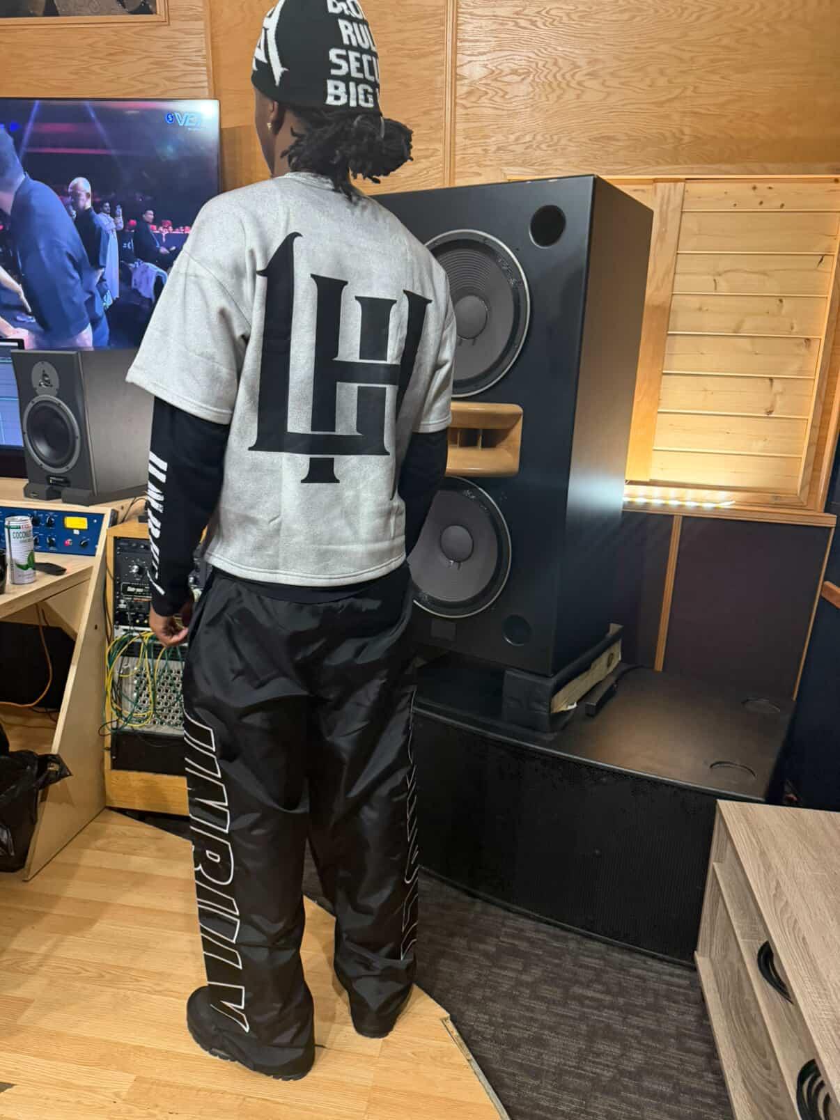 UH " Legends long sleeve Double tee "