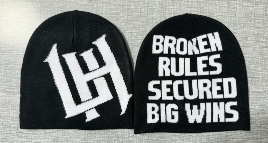 UH black & white knit beanie