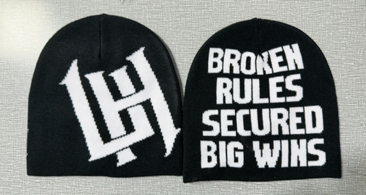 UH black & white knit beanie